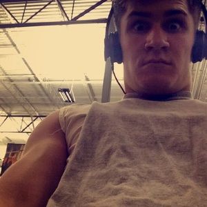 Meet your Posher, Grayson